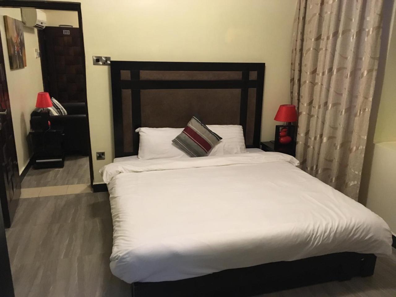 New Avon Apartments Дар ес Саалам Екстериор снимка