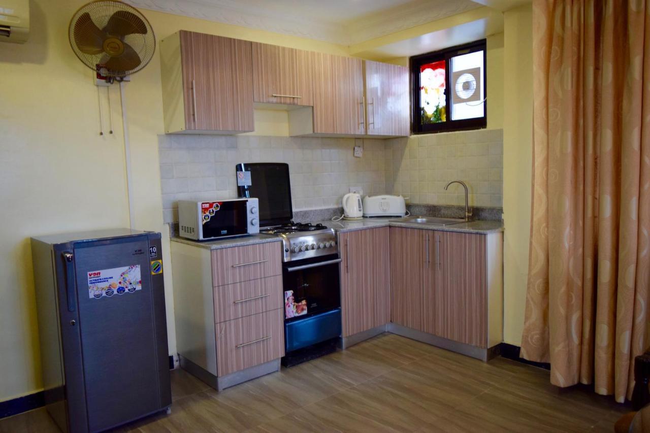 New Avon Apartments Дар ес Саалам Екстериор снимка